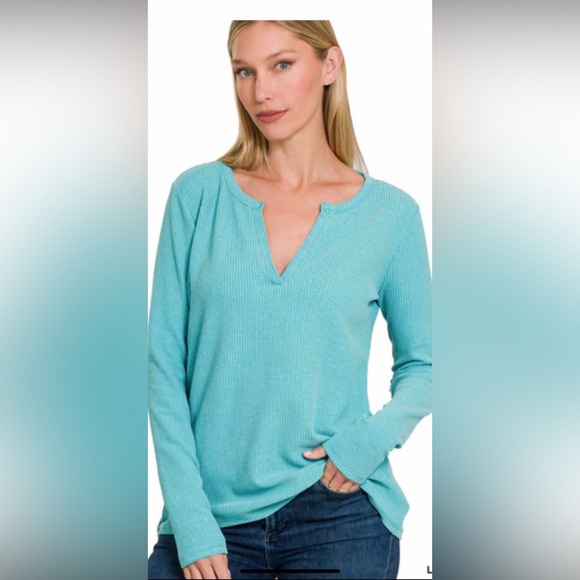 Zenana Outfitters Tops - Zenana Outfitters New Without Tags Teal Long Sleeve Waffle V Neck Tee